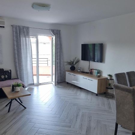 Apartments Ledic Krvavica Kültér fotó